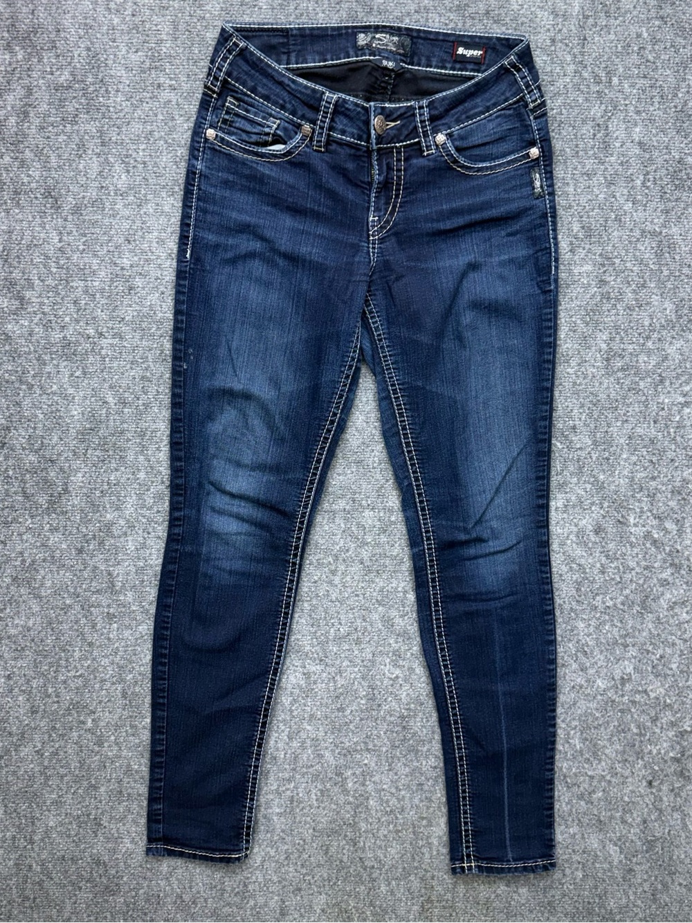 Silver Suki Mid Skinny Jeans Women's size 29 29x31 Super Stretch